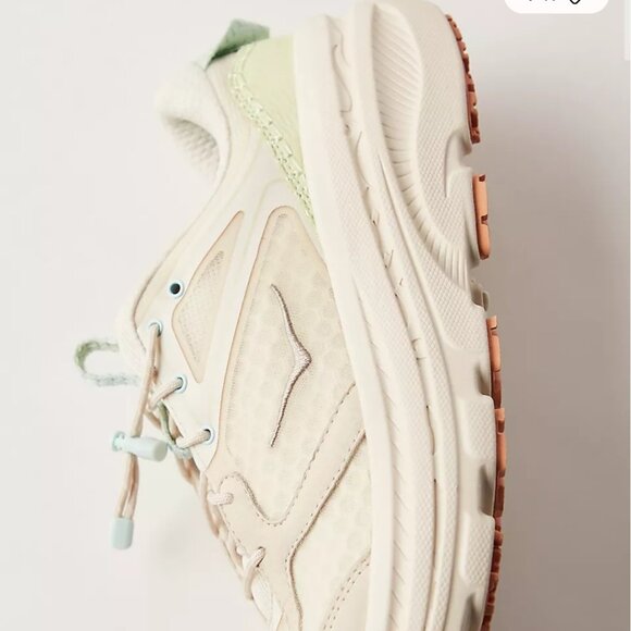 NIB HOKA® Bondi B3LS Sneakers Oat Milk Size 8 - Picture 3 of 4